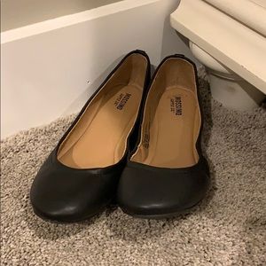 Mossimo Supply Co black flats